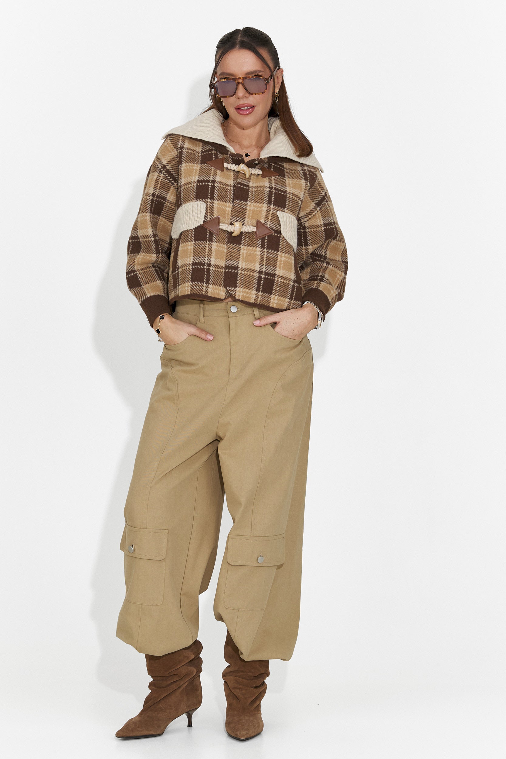 Pantaloni dama casual maro Nederia Bogas